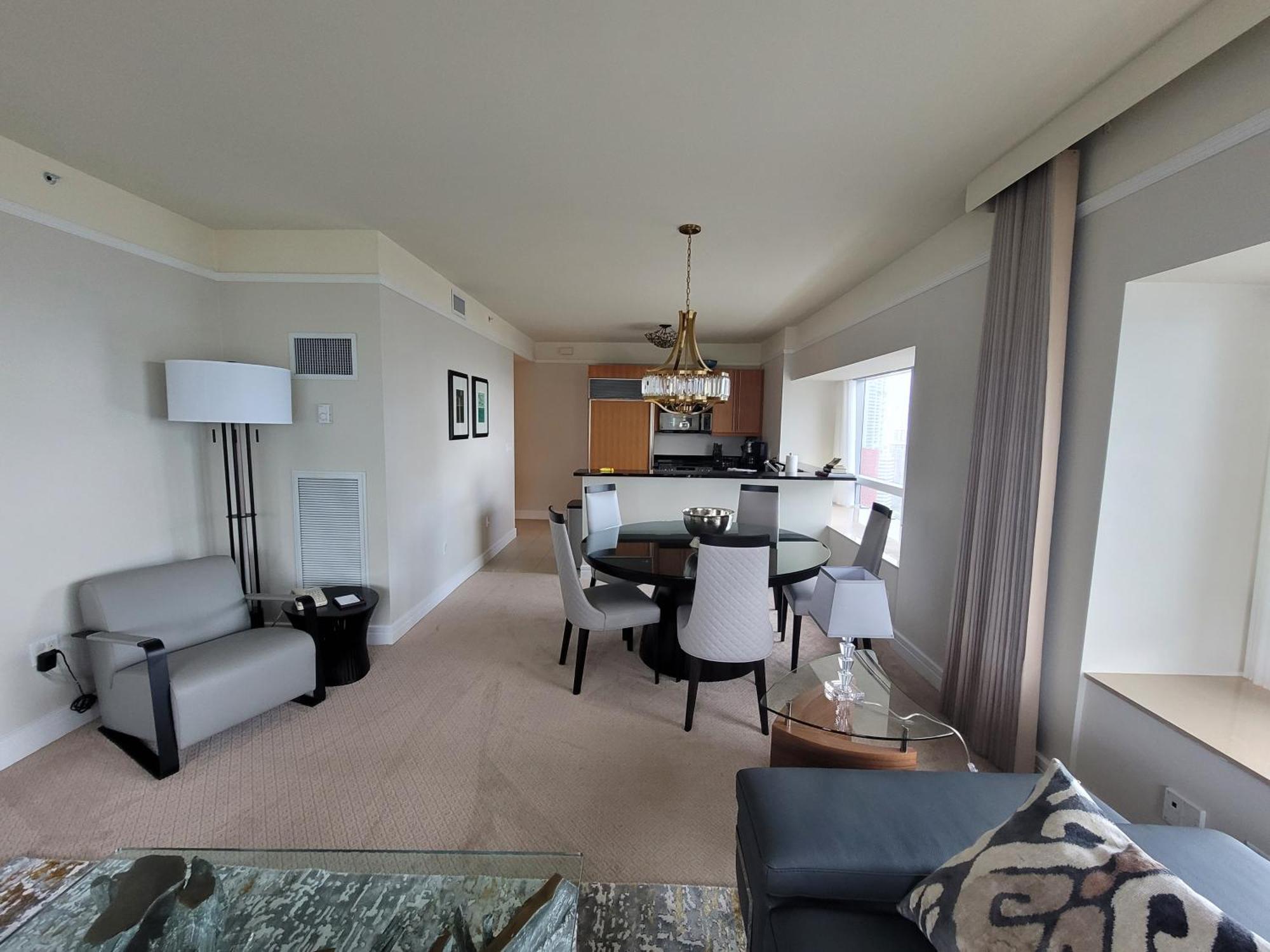 2 Bedroom Or King Studio Suites Four Seasons Hotel Miami Free Wi-Fi & Free Parking Kültér fotó