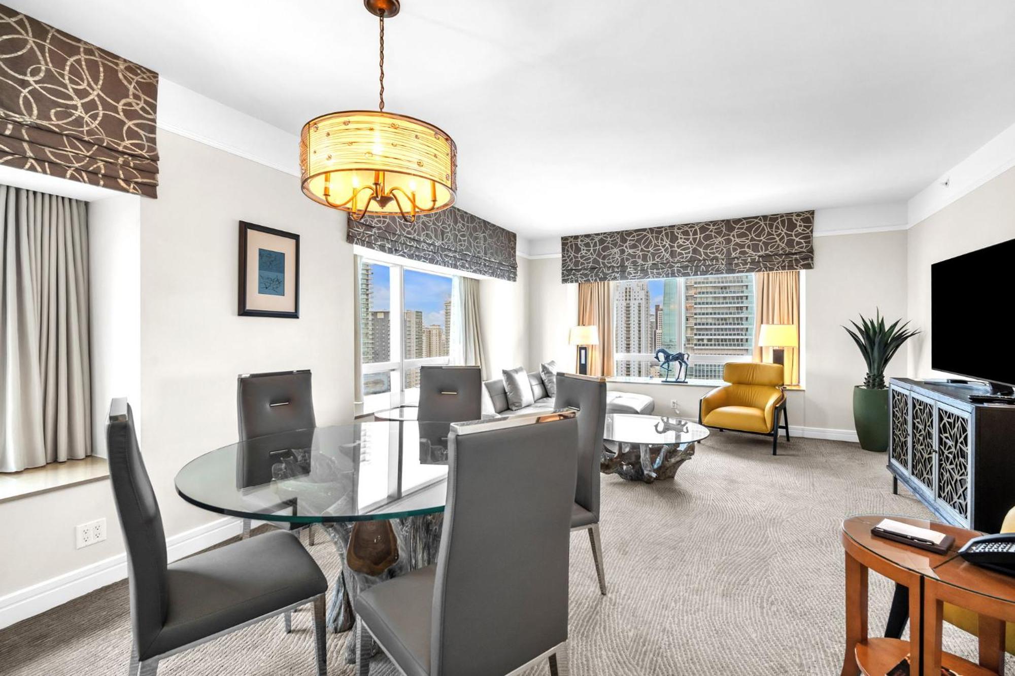 2 Bedroom Or King Studio Suites Four Seasons Hotel Miami Free Wi-Fi & Free Parking Kültér fotó