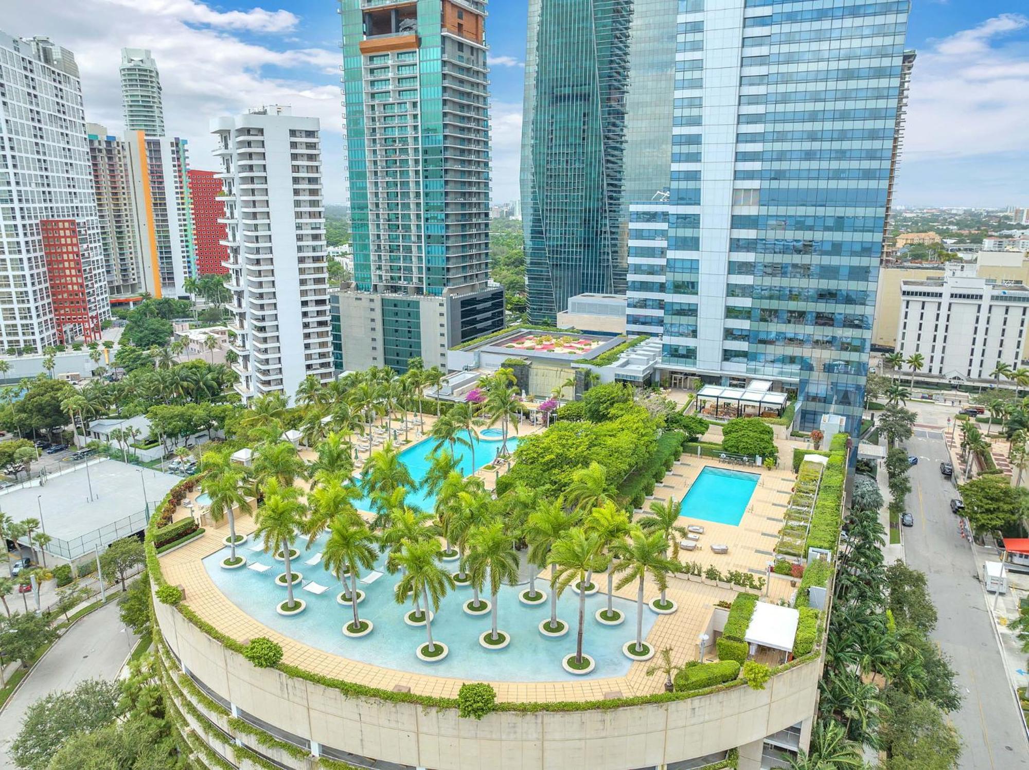 2 Bedroom Or King Studio Suites Four Seasons Hotel Miami Free Wi-Fi & Free Parking Kültér fotó