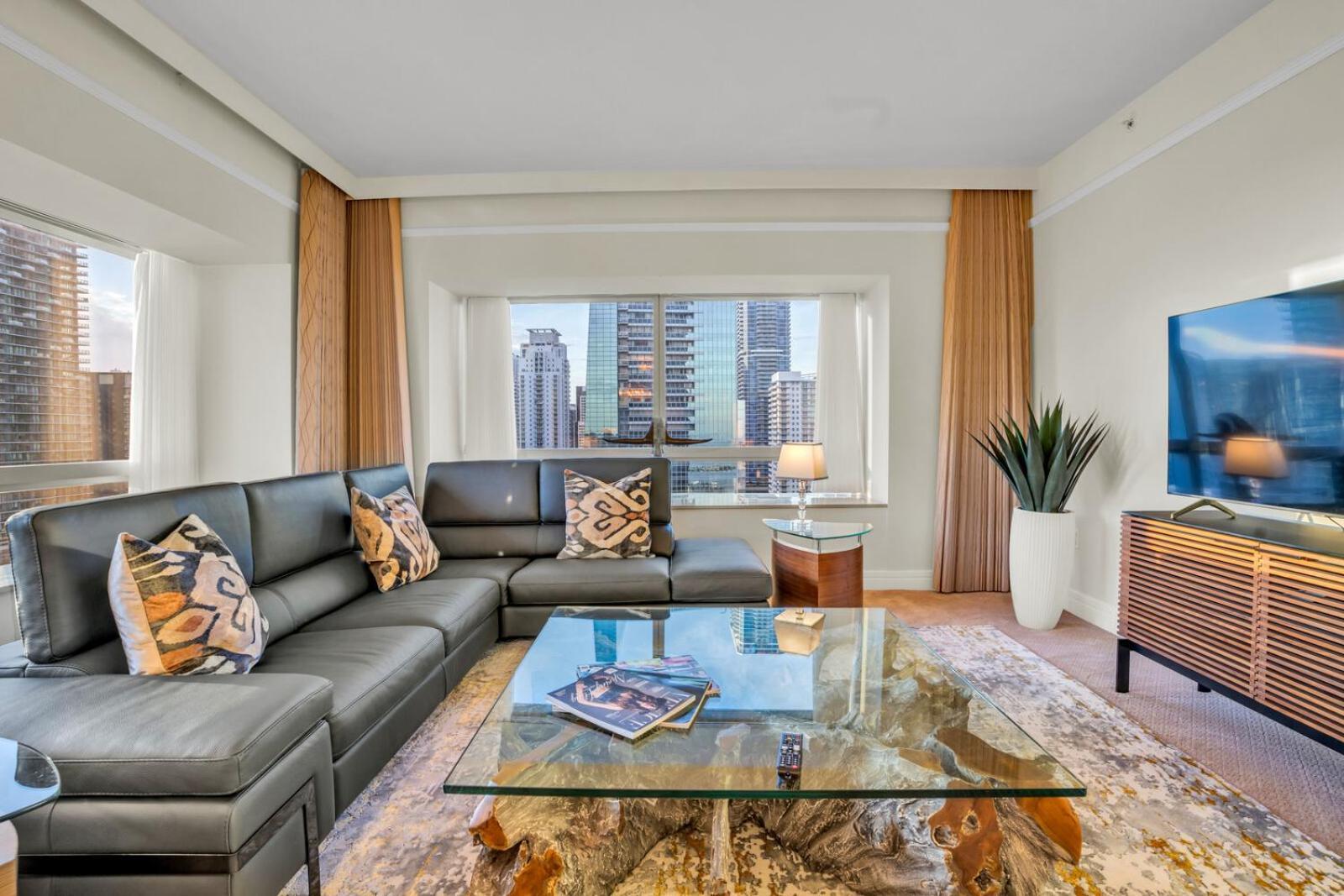 Spacious 2 Bedroom 2 Bath & Studio Suites In The Four Seasons Hotel Miami High Floors Szoba fotó